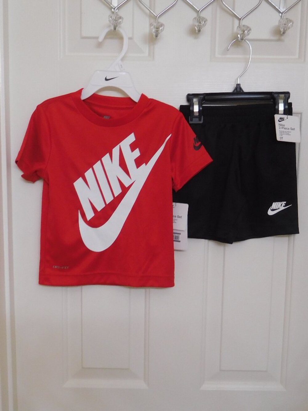 NWT 3 Nike Outfits 2pc Shirt & Shorts Sets Grays Red Bundle sz 3t - Picture 3 of 4